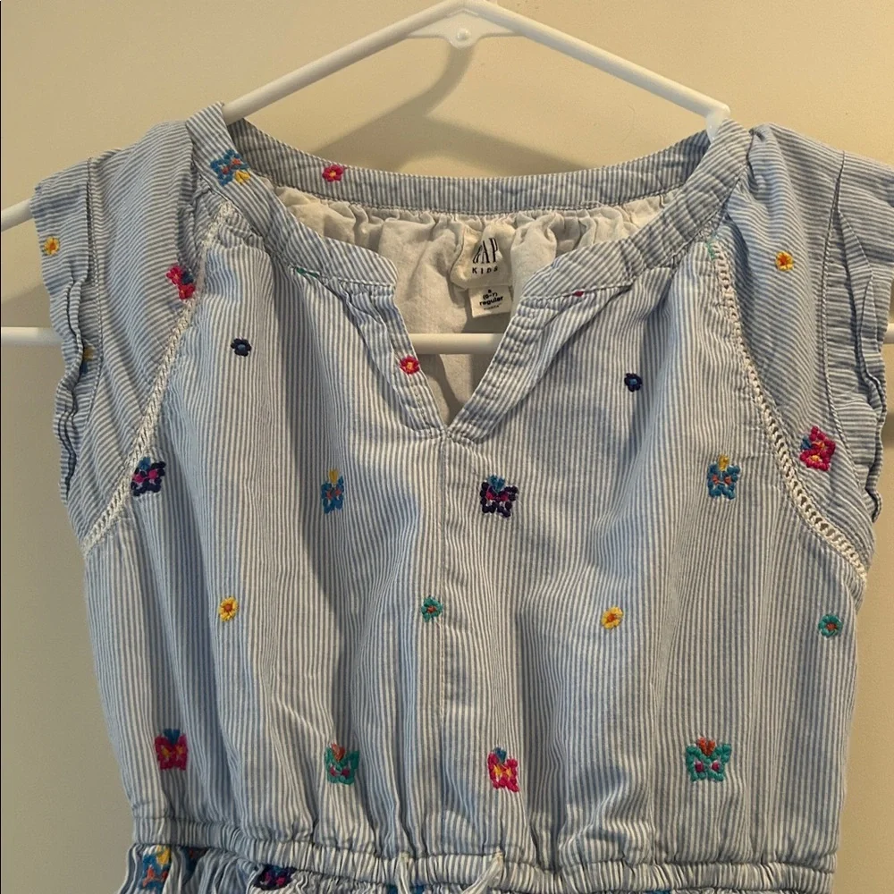 GAP charming light